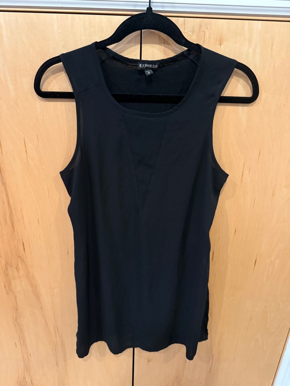 Express Black Sleeveless Scoop Neck Tank